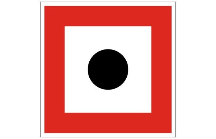 Plavební znak B7 - Příkaz dát zvukový signál Plavební znak B7 - Příkaz dát zvukový signál