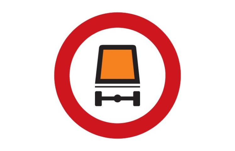 Dopravní značka B18 - Zákaz vjezdu vozidel přepravujících nebezpečný náklad